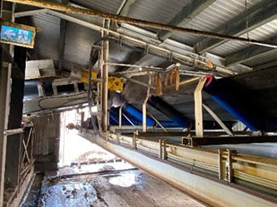 conveyor at the top of the bunker